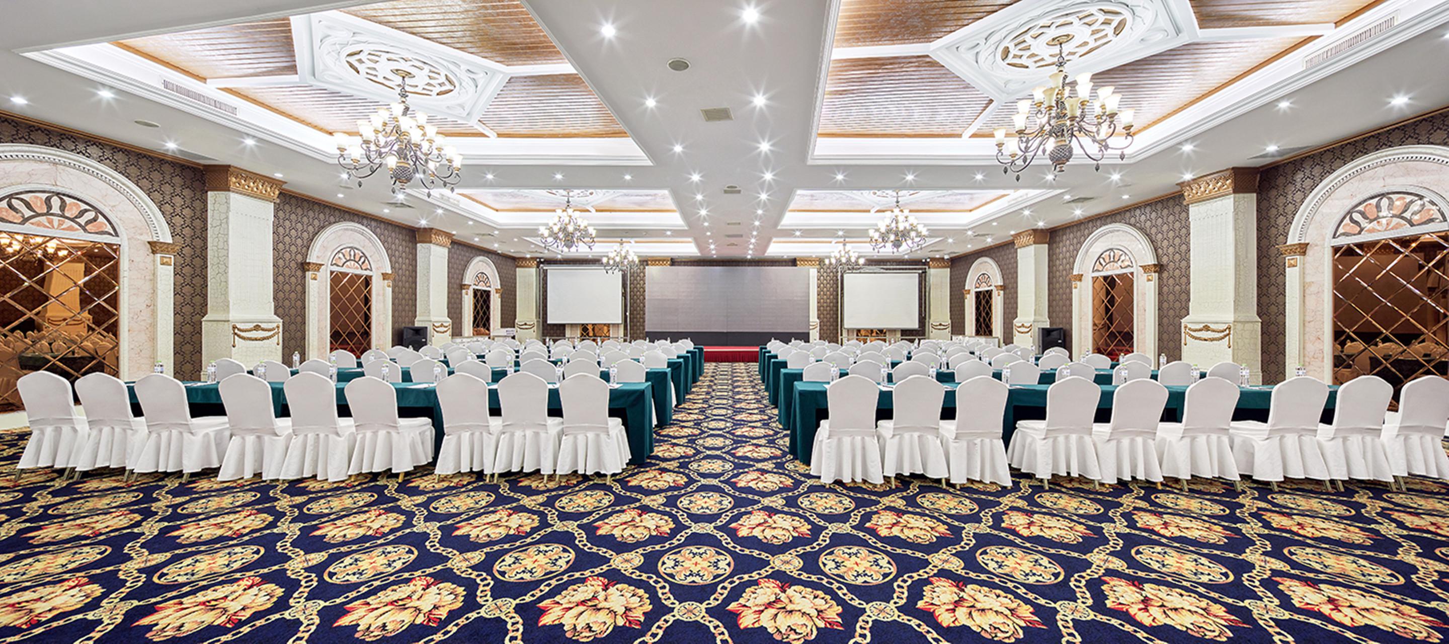 Grand Regency Hotel Qingdao Exterior photo