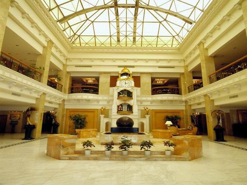 Grand Regency Hotel Qingdao Exterior photo
